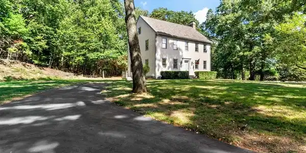 8 Osprey Dr