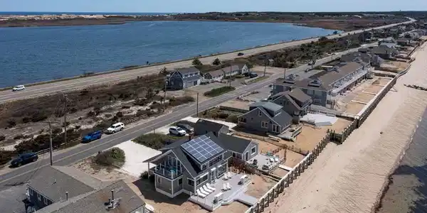 494 Shore Rd