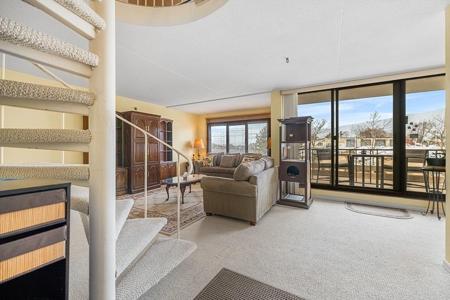 51 Broad Reach