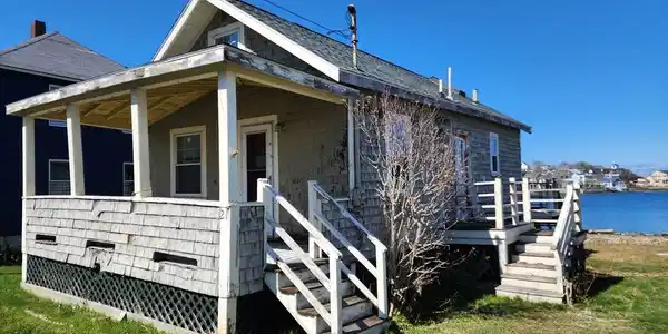 21 Hampton Cir