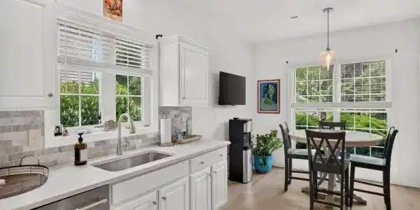 7 White Trellis