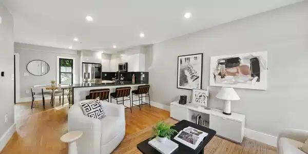 4-6 Everett Place