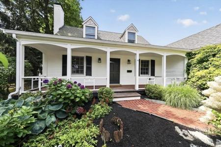 14 Bradley Woods Dr