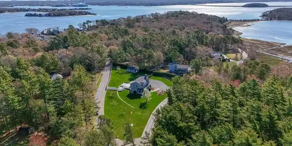 1 Boat House Dr