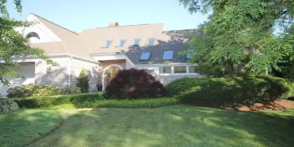 16 Eagle Dr