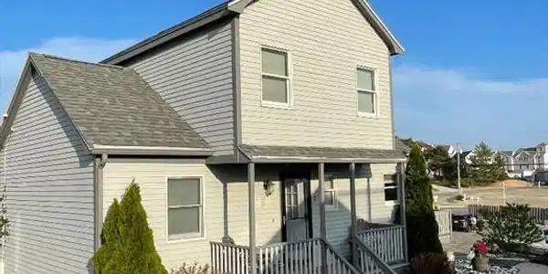 7 Collins Way
