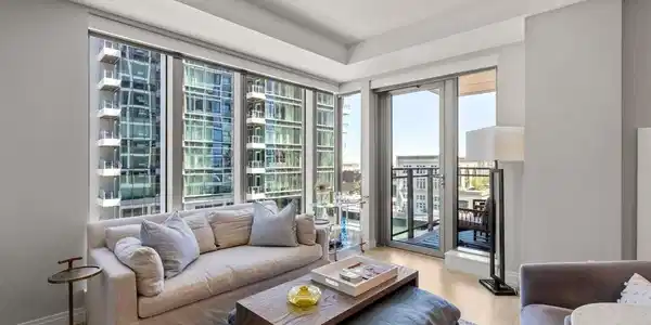 133 Seaport Boulevard