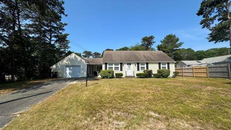 13 Sachem Village Rd
