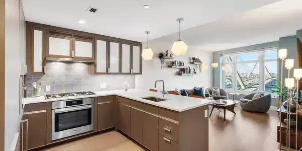 100 Lovejoy Wharf