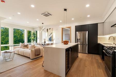 388 Washington Street