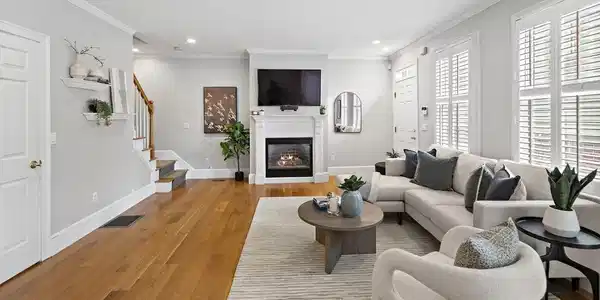4 Lincoln Place