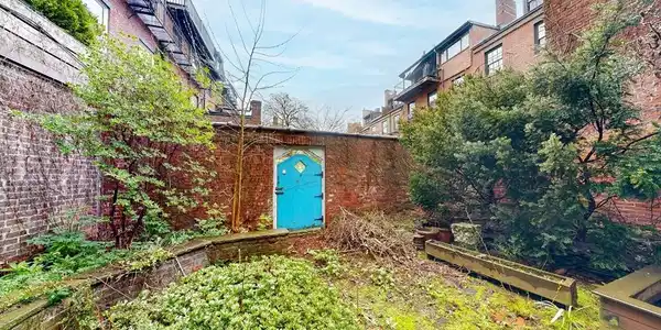 37 Mt Vernon St