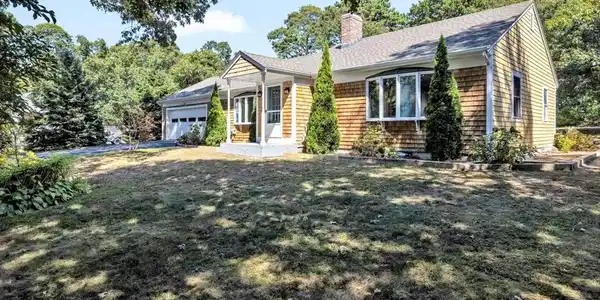 19 Kings Way