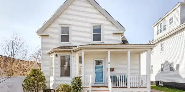 91 Curtis Ave