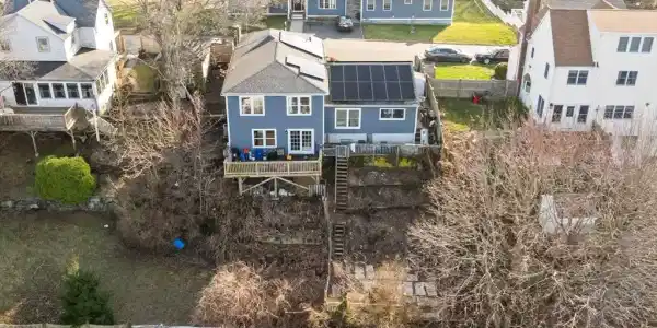 81 Wessagussett Rd
