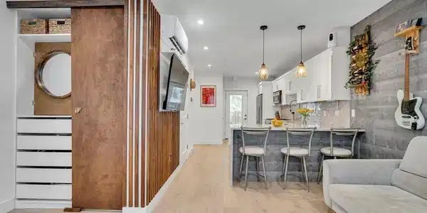 6 Coppersmith Way