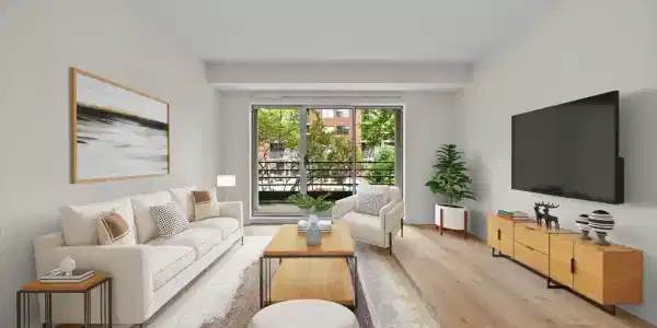 10 Pleasant St