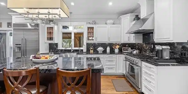 42 Spinnaker Dr