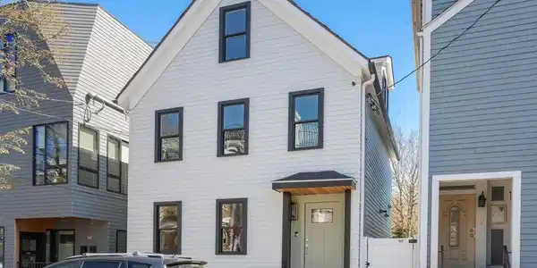 162 W Seventh Street