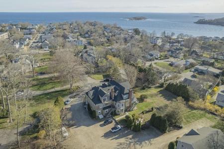 10 Dalton Ave