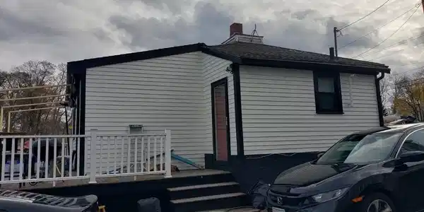 96 Bridge St