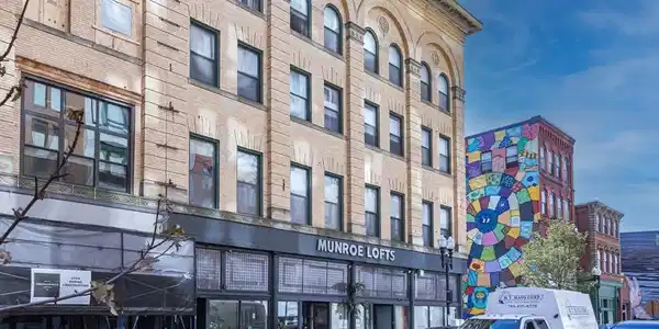 49 Munroe St
