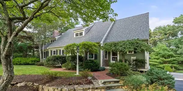 65 Little Herring Pond Rd