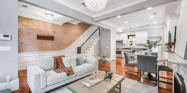 330 K St