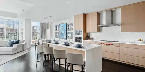 150 Seaport Blvd