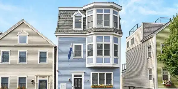 246 Bunker Hill St