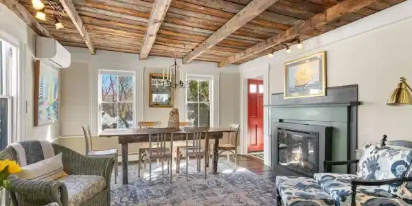 52 Creek Road