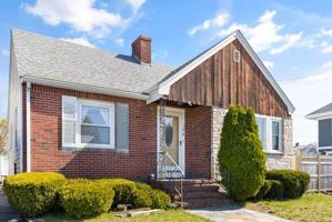 156 Squanto Rd