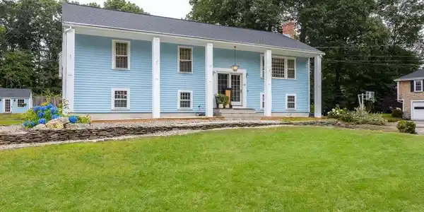 13 Gridley Bryant Rd