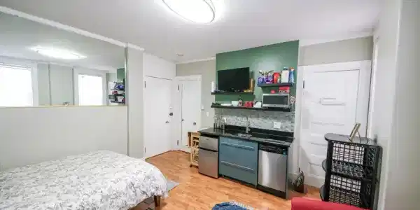 21 Beacon St