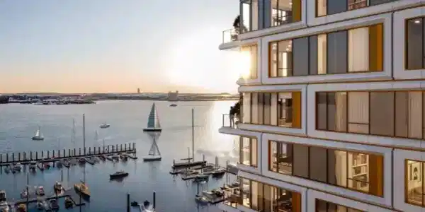 1 Harbor Shore Drive