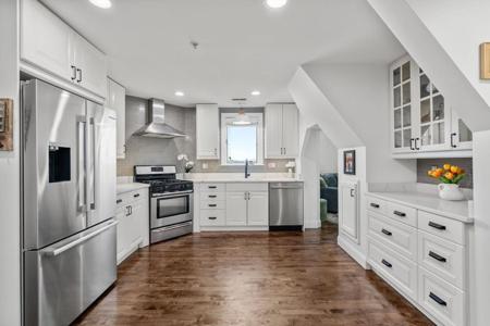 155 Franklin Ave