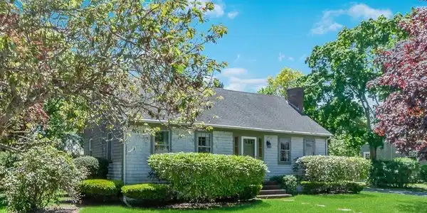 10 Tobey Ln