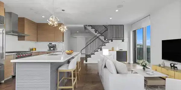 14-20 W Broadway