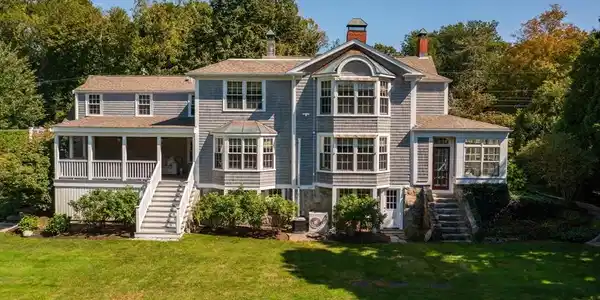 245 S Main St