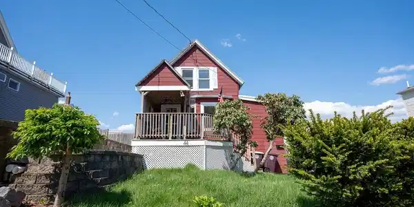44 Kings Cove Way