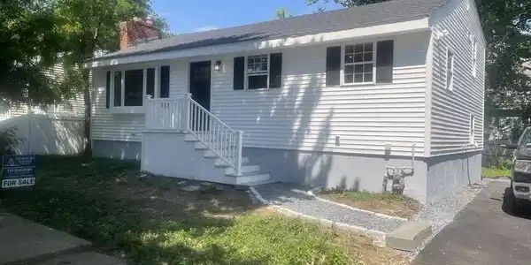222 Hollis Ave