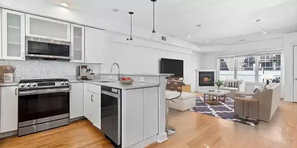 35 Middle St.