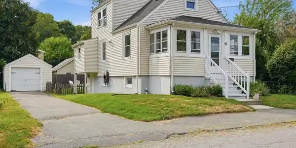 15 Gilmore St