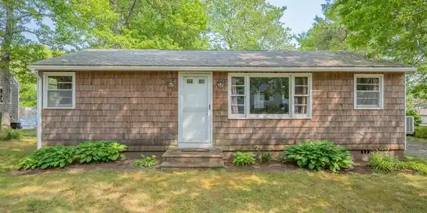 64 Uncle Percys Rd