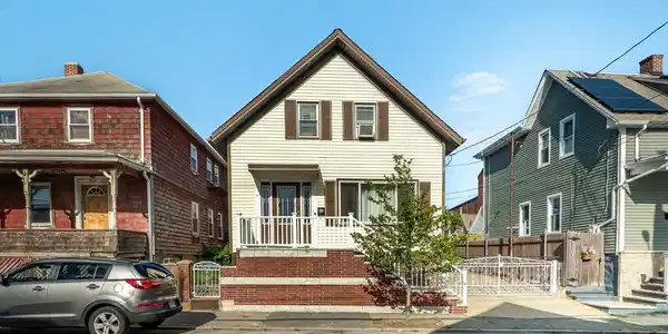 566 S Second Street