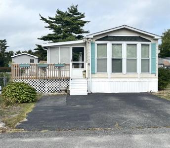 4 Joseph St