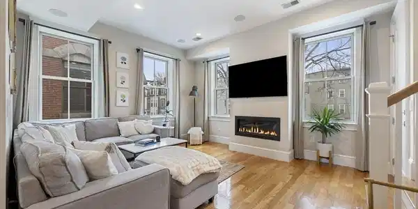 480-482 East 4th Street