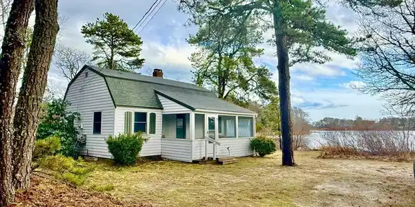 43 Pond Street