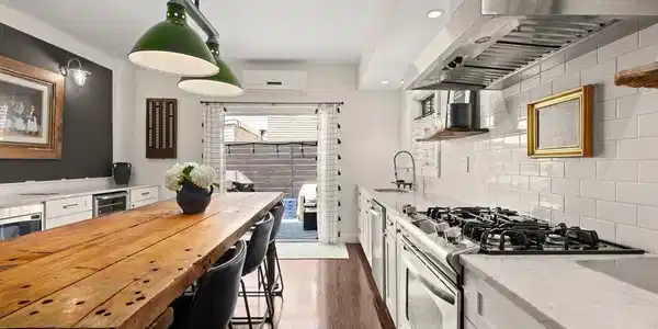 14 F St