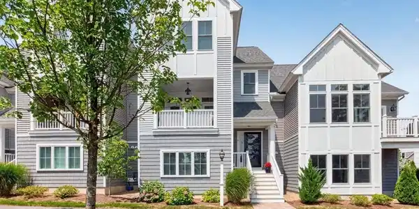 4 Hawthorne